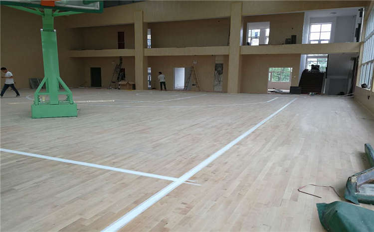 22厚NBA籃球場木地板主輔龍骨結(jié)構(gòu)