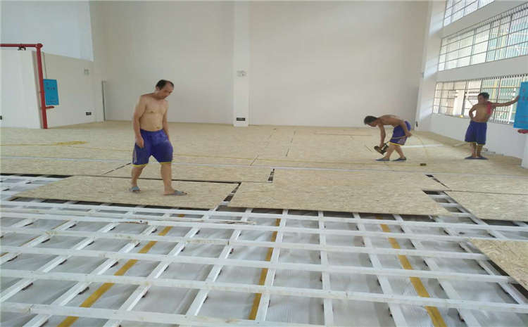 22厚運(yùn)動(dòng)籃球地板報(bào)價(jià)