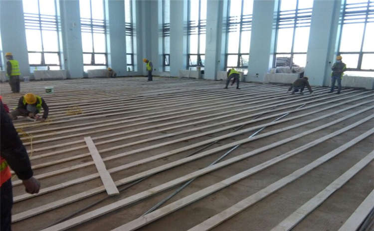 柞木運(yùn)動體育地板報(bào)價(jià)