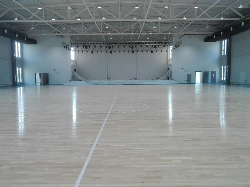 歐氏運(yùn)動木地板翻新保養(yǎng)效果