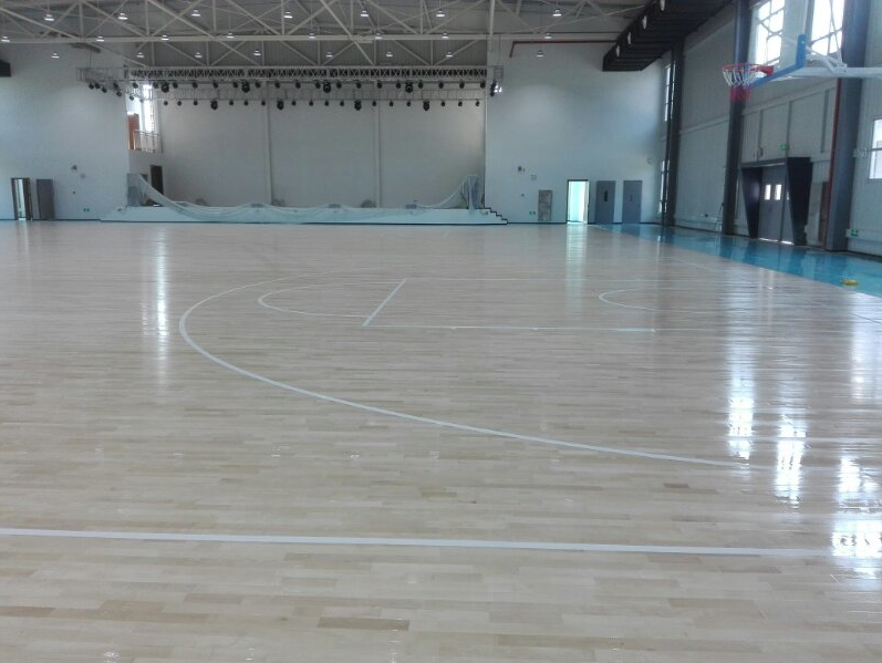 有了舞臺木地板，您的孩子從小就可以學(xué)舞蹈