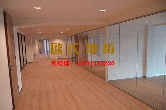 專(zhuān)業(yè)舞臺(tái)木地板生產(chǎn)廠家的施工工藝——?dú)W氏地板