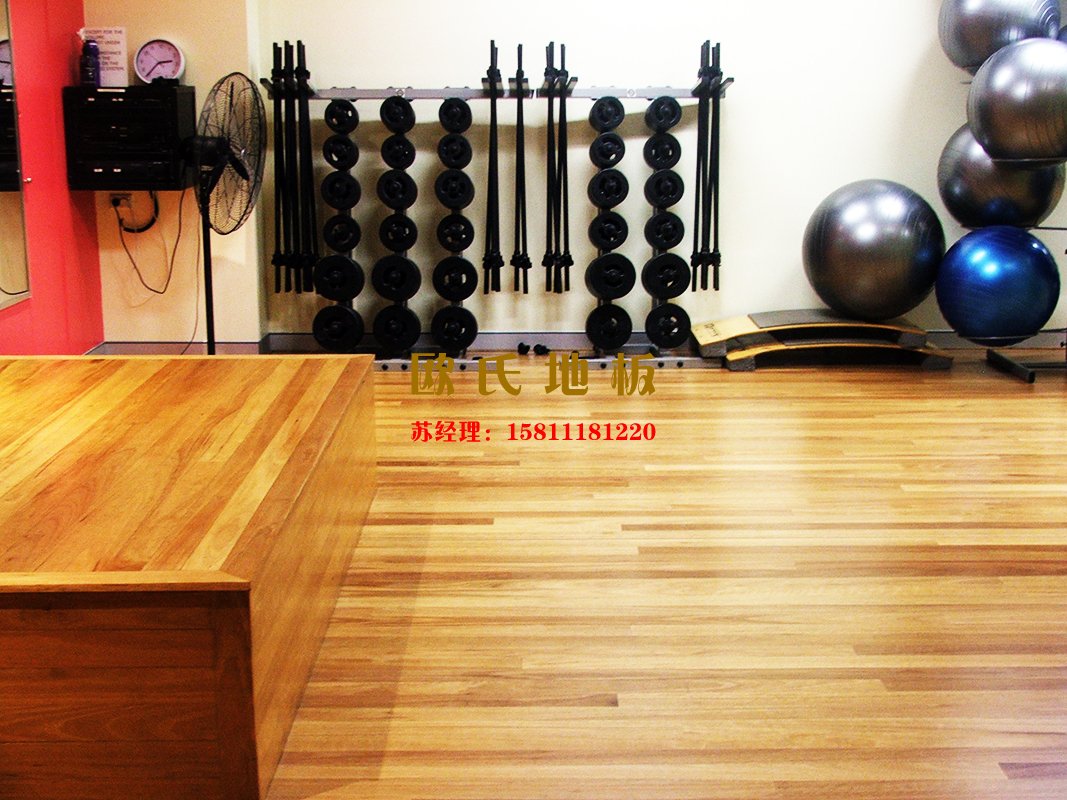 關(guān)于專業(yè)舞臺木地板刷面板漆的真相——?dú)W氏地板