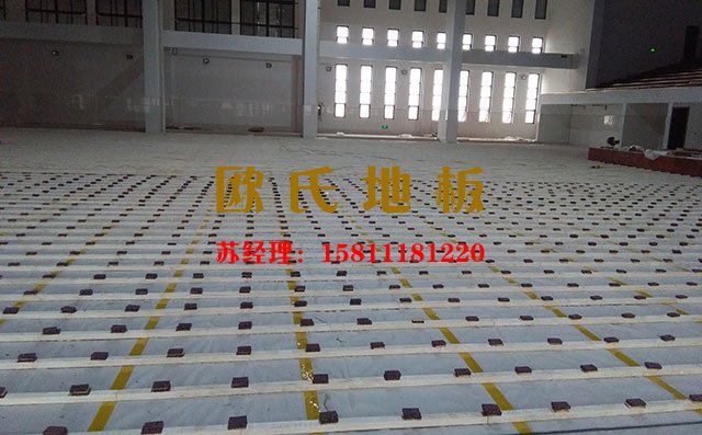 有了這多種工具，保證了體育木地板的安裝——?dú)W氏地板