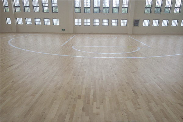 運(yùn)動(dòng)木地板，實(shí)木運(yùn)動(dòng)木地板